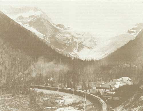 Glacier House Hotel and Station